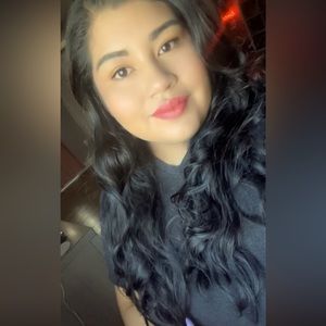 Meet your Posher, Joanna